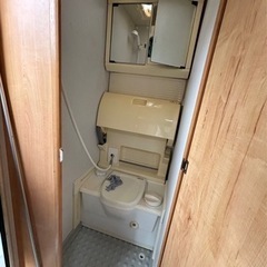 トレーラーハウス  キャンピングカーの画像