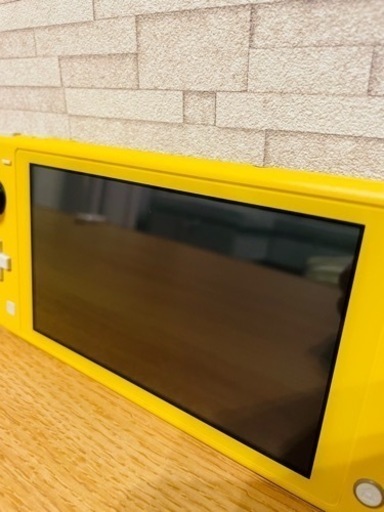 Switch lite イエロー