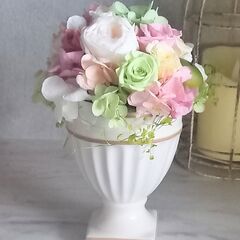 プリザーブドフラワーアレンジ　初級コース♪（オンラインレッスンも開始いたします！）の画像