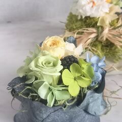 プリザーブドフラワーアレンジ　初級コース♪（オンラインレッスンも開始いたします！）の画像