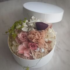 プリザーブドフラワーアレンジ　初級コース♪（オンラインレッスンも開始いたします！）の画像