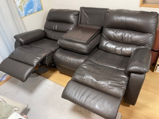 本革　三人掛け　リクライニング　ソファ　ニトリ