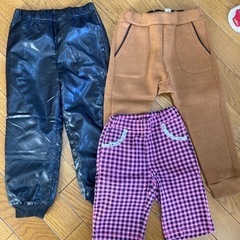 新品未使用　子供服の画像