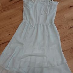 ウエスト切替ワンピースの画像