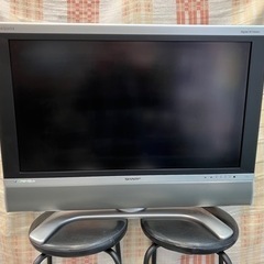 シャープ　32インチ　液晶テレビ