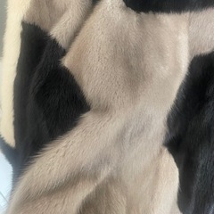 毛皮のコート新品の画像
