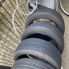 商談中　ブリジストン  レグノ215/45-17極溝中古GR-X...