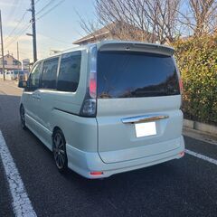 セレナ　ハイウェイスターVエアロセレクション　H21　車検6/11　走行76000ｋ　社外ＨＤＤナビ＆フルセグＴＶ＆フリップダウンモニター　カラーバックカメラ　両側パワースライド　純正エアロ＆社外18ＡＷ　バイキセノンの画像