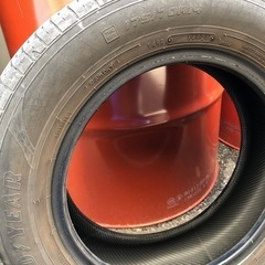 175/70/14 グッドイヤー　中古タイヤ2本。溝6分〜6.5分山　製造2021ねんの画像