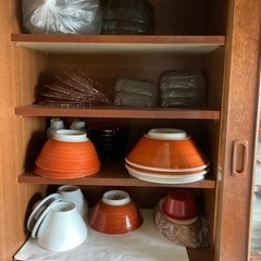 お皿や器など陶器類　1個50円から100円