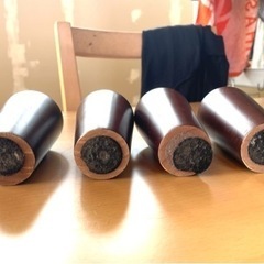 ソファーの脚の画像