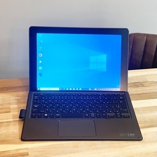 タッチパネルでタブレットにもパソコンにもなる！