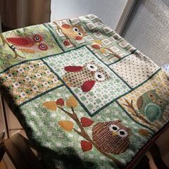 100品の大量出品中。フクロウの可愛いクッションカバー。