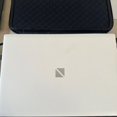【美品】NEC LAVIE HM750