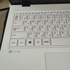 【美品】NEC LAVIE HM750