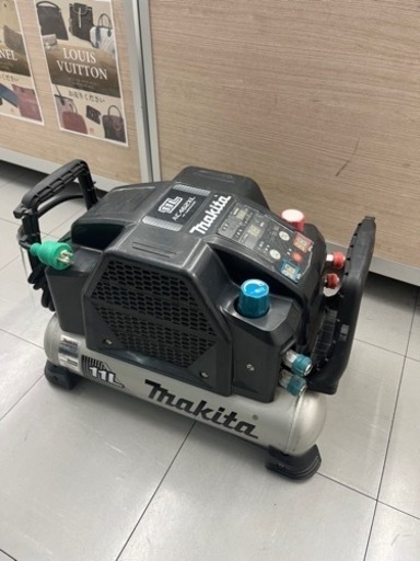 【動作確認済】makita マキタ エアーコンプレッサー AC462XL 11L 50/60Hz