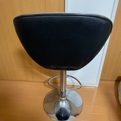 カウンターチェア2個セットの画像