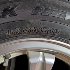 ★バリ山★ブリヂストン　ブリザック　185/80R15 103/101LT★ の画像