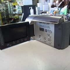 JVC　ハードディスクムービー　Everio　エブリオ　GZ-MG530　ビデオカメラ　Victor　ビクター　HDD30GB　マイクロSDHCカード　2008年製の画像