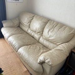 3人掛けソファーの画像