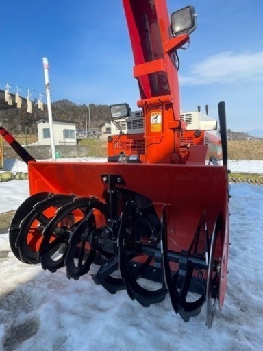 クボタ除雪機　KSR16SE 16馬力　値段交渉可‼️ クボタ除雪機 KSR16SE（製造元 ワドー）除雪幅1m ガソリンエンジン16