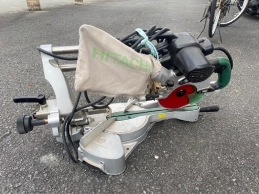日立スライド丸ノコと高圧エアー釘打ち器