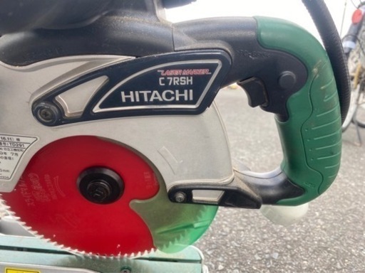 日立スライド丸ノコと高圧エアー釘打ち器