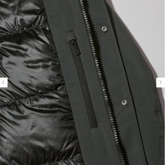 2/4迄【格安】+JユニクロU ハイブリッドダウンオーバーサイズパーカの画像