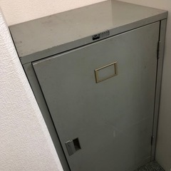 レトロ　事務用　スチール棚　収納棚　キャビネット棚　鍵なし