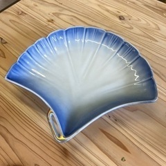 お洒落なお皿の画像