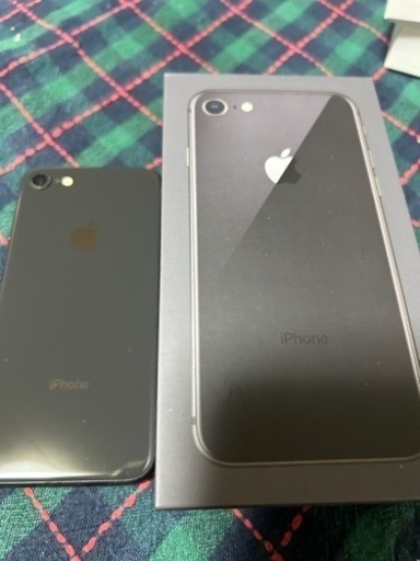 iPhone8 中古品　64GB space gray