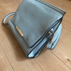 ショルダーバッグの画像