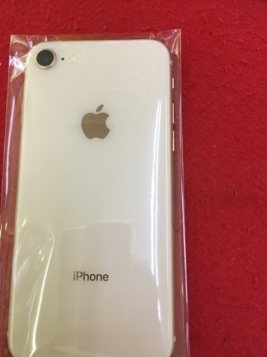iPhone8 64g バッテリー 84%