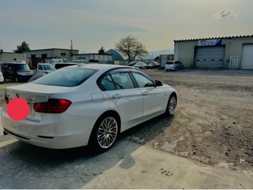 BMW 320i