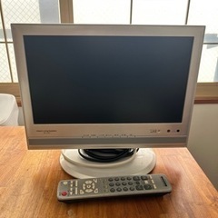 液晶テレビ 【⠀お譲り先決定しました】