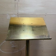 店舗用 サインスタンド ゴールド メニュー看板 全高120cm メニュー展示などに ディスプレイ台サイズ W450 H350 店舗什器 中古品 ③の画像