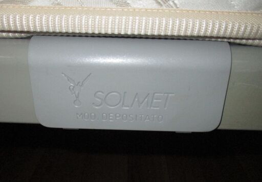 R304 イタリア製 Solmet キングベッド 20cmマットレス、幅173cm Used・美品