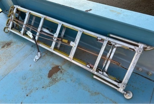 軽太くん　LT5.5 アルミ　三連はしご　脚立　ハーネス　電設工事