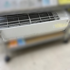 J3335 高年式！★3ヶ月保証付★ ルームエアコン ダイキン DAIKIN AN22ZESK-W 2.2kw（暖房6～7畳用・冷房6～9畳用） 2022年製  分解クリーニング済み　【リユースのサカイ柏店】昨年エアコン販売実績155台!!施工業者年間工事数44万件!! 高品質商品&安心の施工技術実績! 流山市 中古エアコン 松戸市 中古エアコン 我孫子市 中古エアコン 船橋市 中古エアコン 守谷市 中古エアコン 取手市　中古エアコン