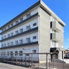 名古屋駅から電車で30分の立地にシェアハウスがオープンしました！共有ラウンジ、シアタールーム、ジム完備！ - 不動産