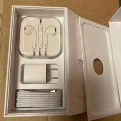 11/19~30期間限定値下げ！【新品】iPhone5 白 32GBの画像