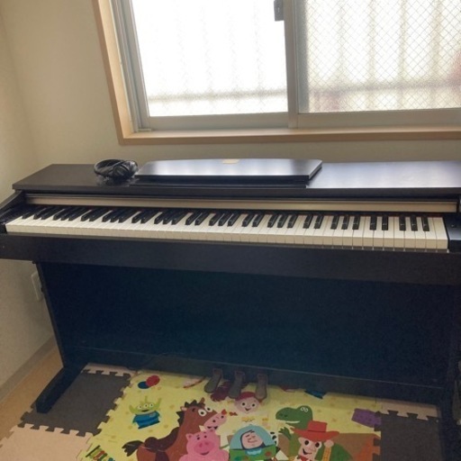 【中古】電子ピアノ クラビノーバ CLP-320