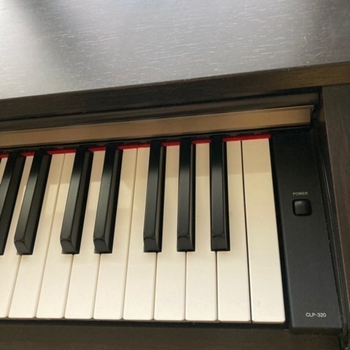  【中古】電子ピアノ クラビノーバ CLP-320