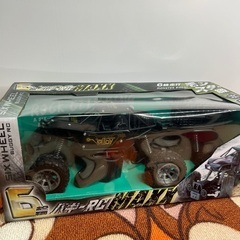 🍦新品未開封🍦６輪バギーRC モンスターバギーMAXX ALLOY 「イエロー」の画像