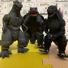 バンダイ　ゴジラ　ガメラ