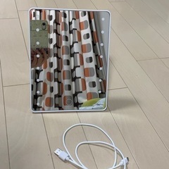 値下げ‼️卓上スタンドミラー