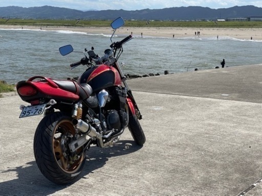 SUZUKIイナズマ400