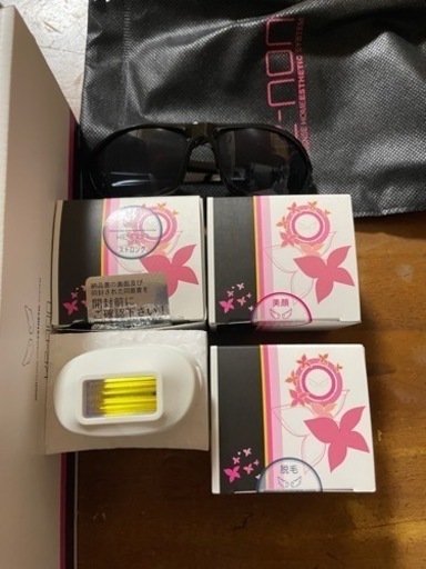 ケノン　脱毛器　別売りカートリッジ付き