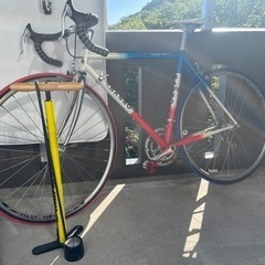 BASSO / GAP1977 ロードバイク　空気入れ・カバー付きの画像