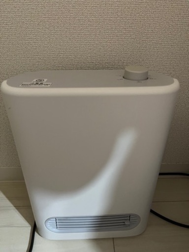 セラミックファンヒーター 3月中旬まで